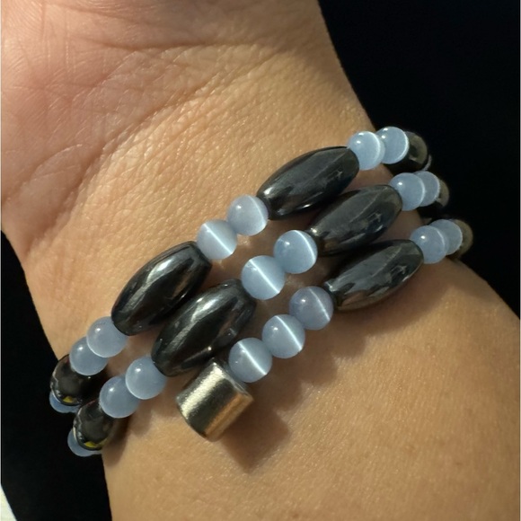 ✨2 for $30✨ Hematite Cat’s Eye Gemstone Magnetic Necklace/Bracelet - Picture 12 of 13